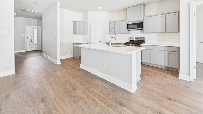 121 Harvest Falls Dr, Broussard, LA 70518 - photo 3