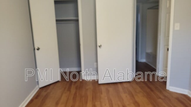 1221 Grant St SE unit 2, Decatur, AL 35601 - photo 7