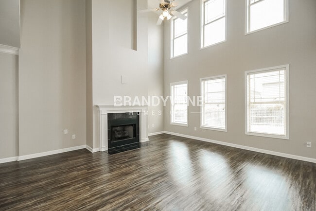 7697 Battle Way, Fairburn, GA 30213 - photo 4