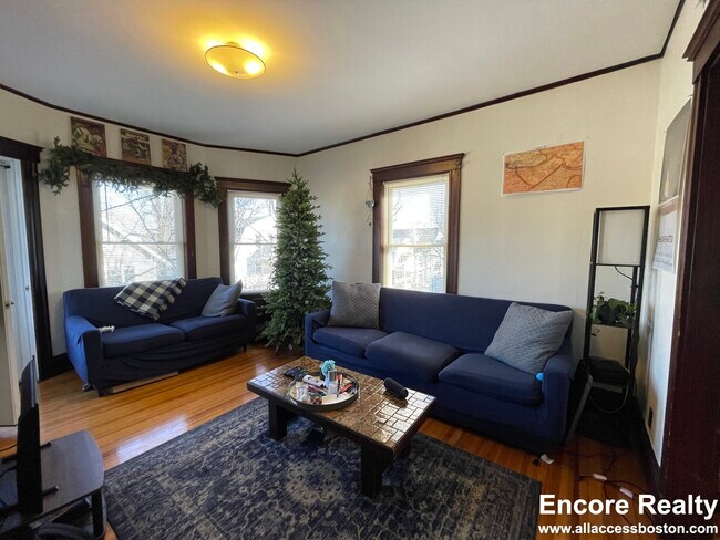 56 Hobson St unit 8, Boston, MA 02135 - photo 4