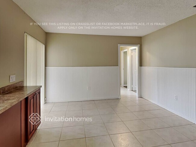 11385 NW 41st St, Sunrise, FL 33323 - photo 4