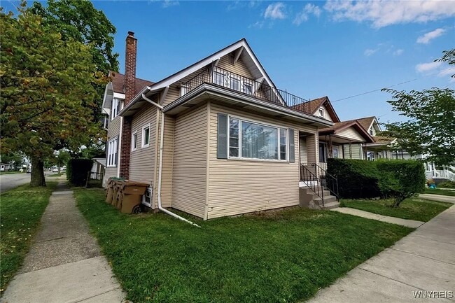 90 Clover Place unit 1st Floor, Buffalo, NY 14225 - photo 3