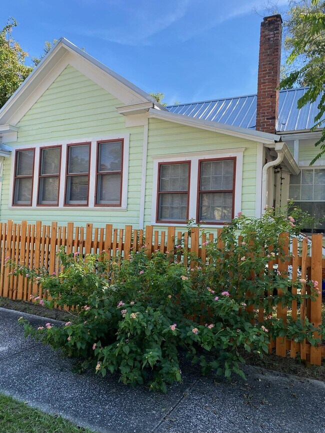 311 SW 3rd Ave, Gainesville, FL 32601