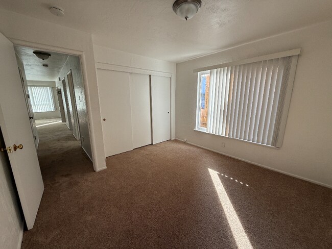 1327 Ashby Ave unit A, Berkeley, CA 94702 - photo 4