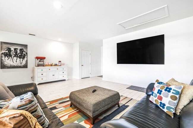 10108 Lake Julia Cir unit ID1053156P, Odessa, FL 33556 - photo 3