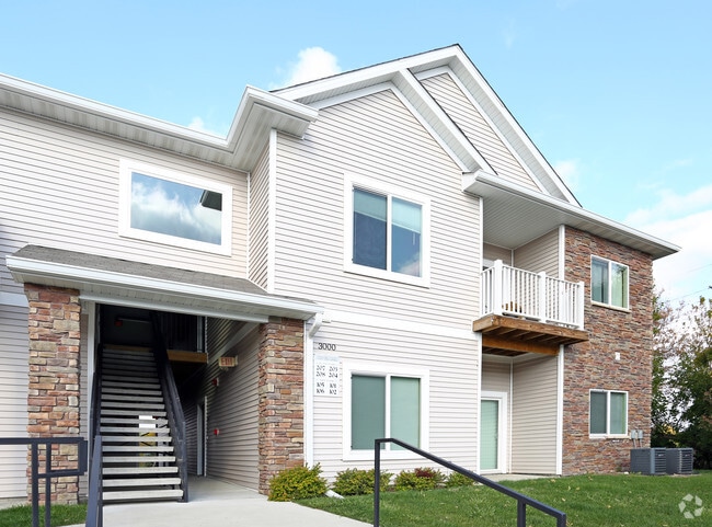 Silver Oak Condos, West Des Moines, IA 50266 - photo 3