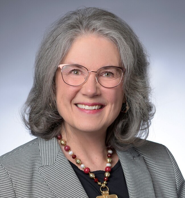 Julie Leslie