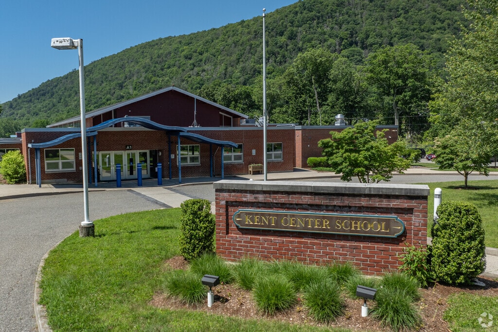 Kent Center School at 9 Judd Ave, Kent, CT 06757.