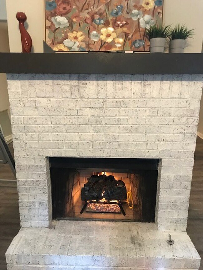 1565 Pinebreeze Dr unit ID1289335P, Marietta, GA 30062 - photo 3