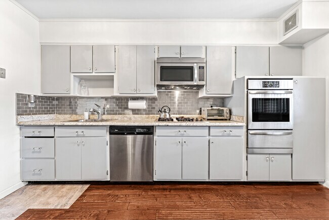 1318 E 58th St unit 1, Brooklyn, NY 11234 - photo 5