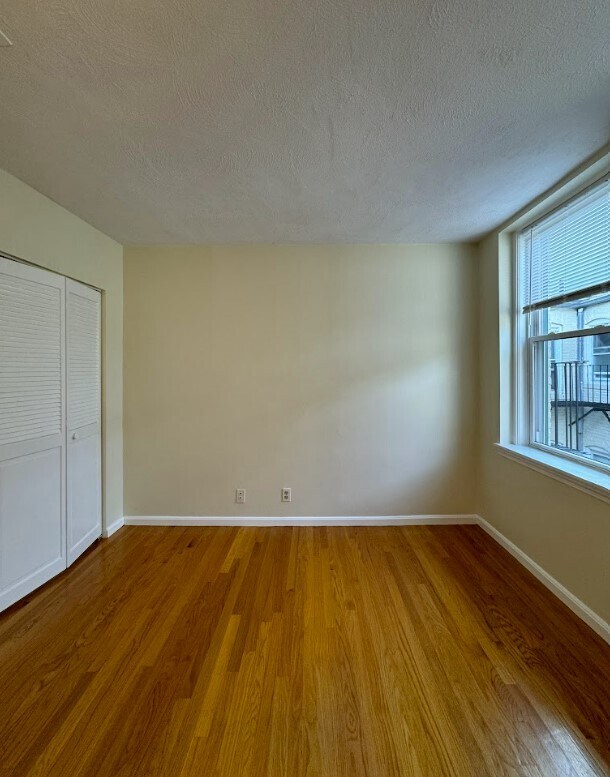 84 Gordon St unit 402, Brighton, MA 02135 - photo 1