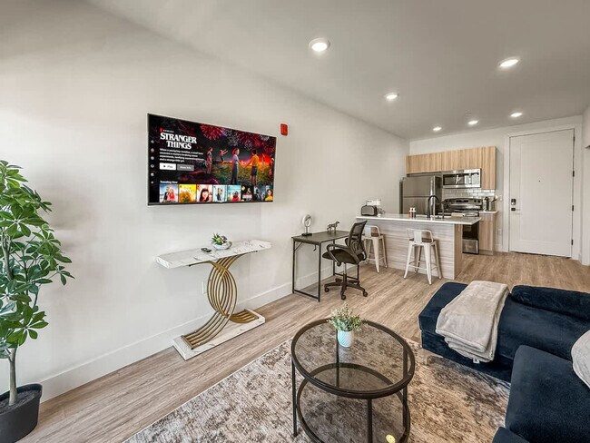 2400 E Huntingdon St unit ID1075545P, Philadelphia, PA 19125 - photo 3