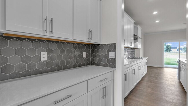 374 Delmoor Dr, Fuquay-Varina, NC 27526 - photo 7