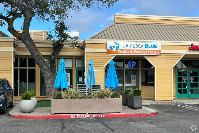 Blossom Crest residents can enjoy the best seafood in town at La Pesca Blue.