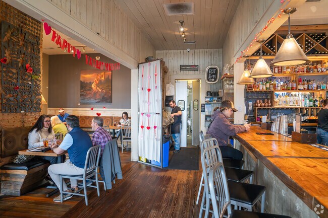 Oak Grove residents can meet friends and family for a meal at Century House.