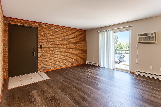 5212 Belclare Rd, Cincinnati, OH 45247 - photo 5