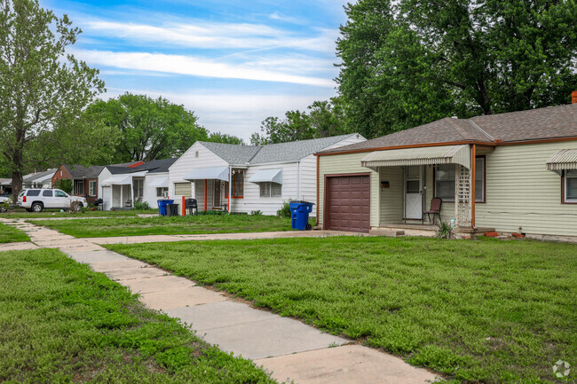 Most homes in Ken-Mar are small properties.
