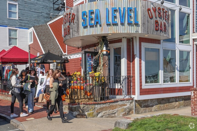 Sea Level kicks off Oyster Fest celebration.