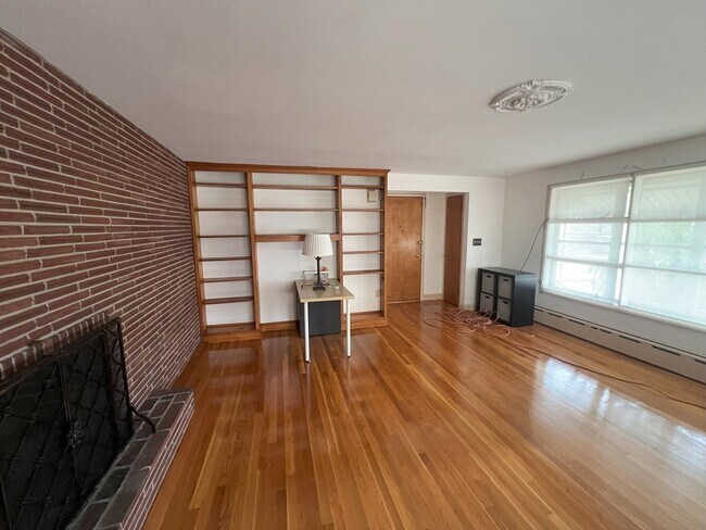 19 Cresthill Rd unit 1, Brighton, MA 02135 - photo 3