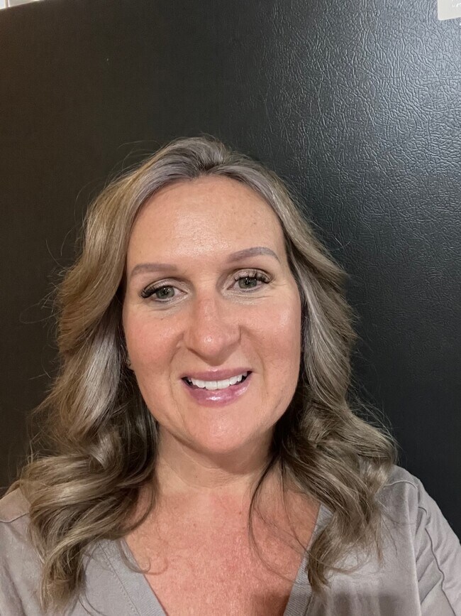 Valerie Mixon