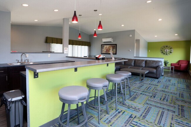 Wingate Apartments, New Hope, MN 55428 - photo 5