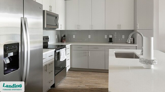 4902 Cosmos Cir unit 313, Wimauma, FL 33598 - photo 2