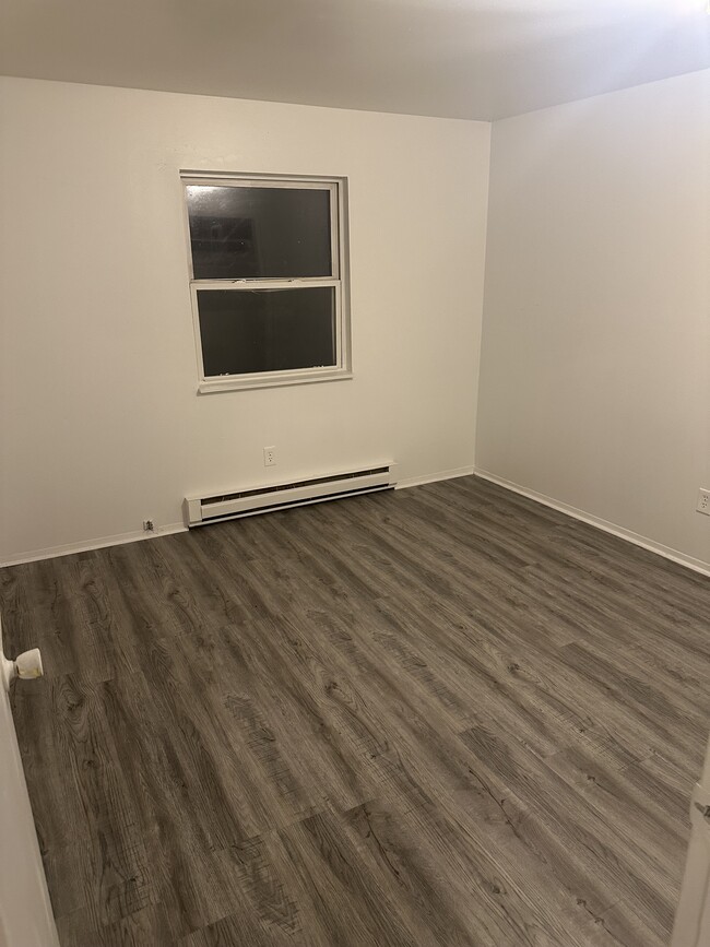 4476 3rd St unit B, Columbiaville, MI 48421 - photo 3