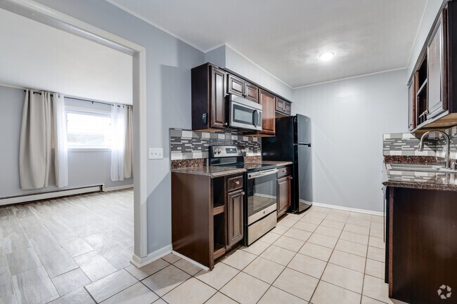 Blossom Manor Apartments, Eaton Rapids, MI 48827 - photo 6