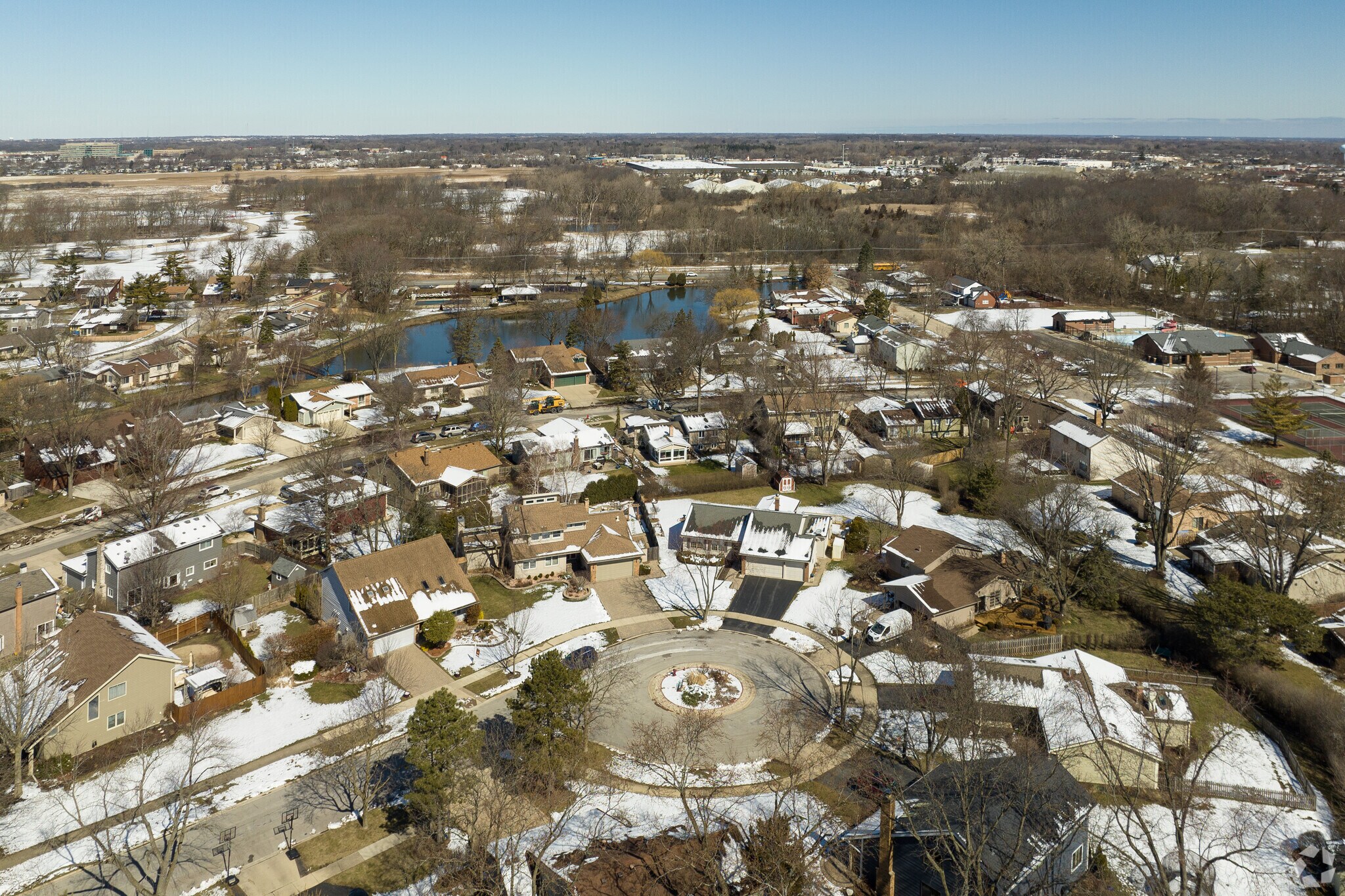 Many single-family Virginia Lake homes include a garage.