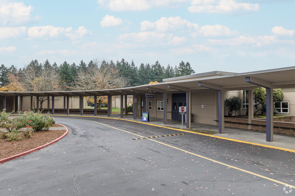 Portland Christian Jr/Sr High School is a private school in Russell Neighborhood.