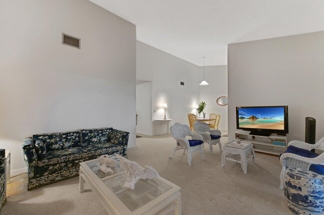 708 Lago Rd, Delray Beach, FL 33445 - photo 7