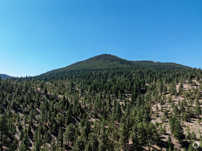 South Central is within walking distance of trails to Mount Ascension.