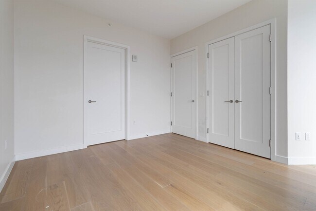 132 Brookline Ave unit L20, Boston, MA 02215 - photo 6