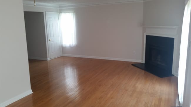 1310 Warsaw Rd, Roswell, GA 30076 - photo 3