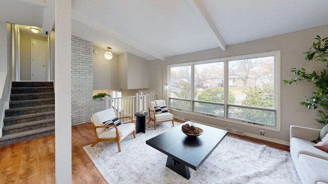 1848 Emerald Ave NE, Grand Rapids, MI 49505 - photo 3