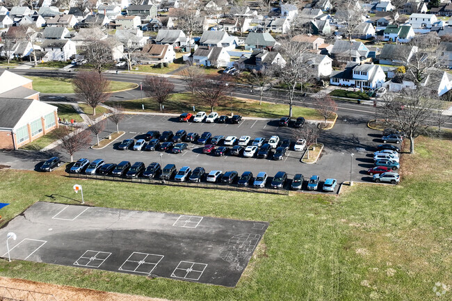 Plenty of parking at Penn Valley Elementary School.