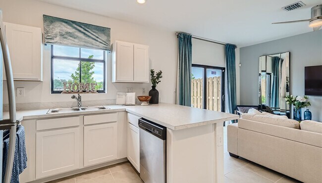 1579 NE 4th Ave, Florida City, FL 33034 - photo 7