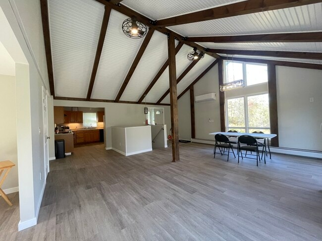 832 Vt-15, Underhill, VT 05489 - photo 4