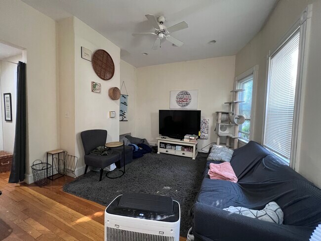 8 Dudley St unit 3B, Cambridge, MA 02140 - photo 7