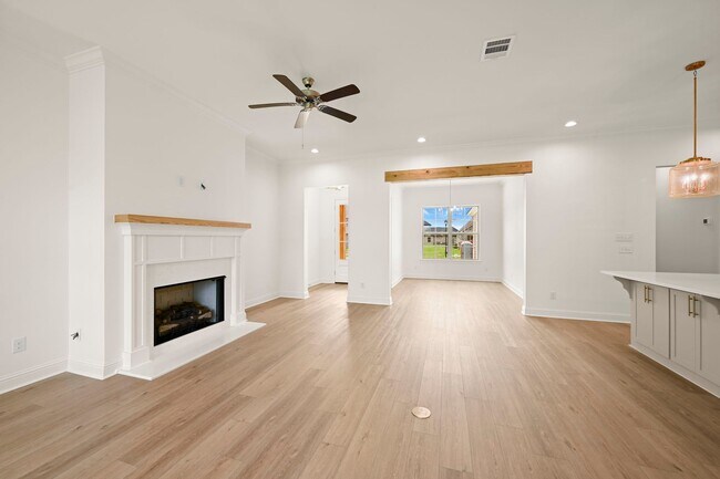 36146 Belle Parc Ave, Geismar, LA 70734 - photo 6