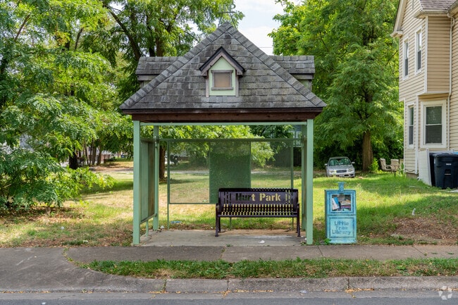 Hurt Park has bus stops throughout, making it easy for locals to commute around.