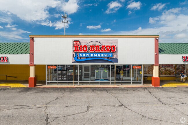 Find a variety of groceries at El Rio Bravo in Southwest Wichita.