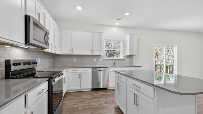 212 Calebs Corner Place, Spring Lake, NC 28390 - photo 7