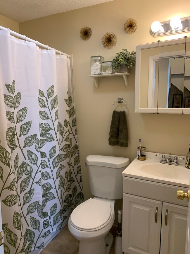 17 Leeds St unit 1, Boston, MA 02127 - photo 6