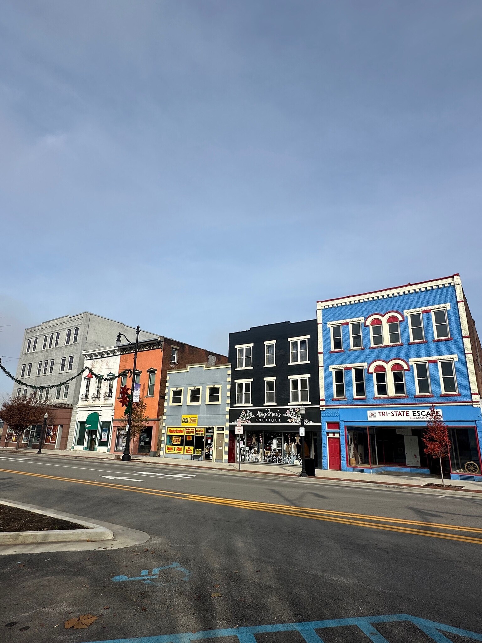 1323 Winchester Ave unit 1323, Ashland, KY 41101 - photo 1