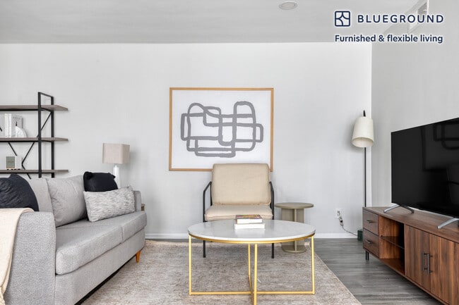 115 N Wetherly Dr unit FL2-ID679, Los Angeles, CA 90048 - photo 3