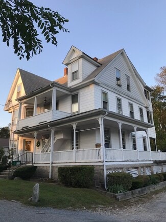 17 Highland Park, Uxbridge, MA 01569