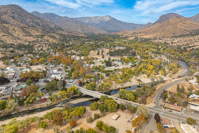 The Kern River runs through the downtown area of Kernville.