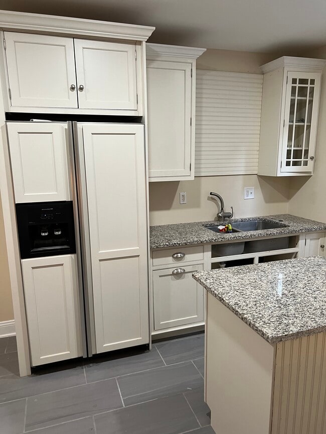 731 Drexel Ave unit A, Atlantic City, NJ 08401 - photo 3