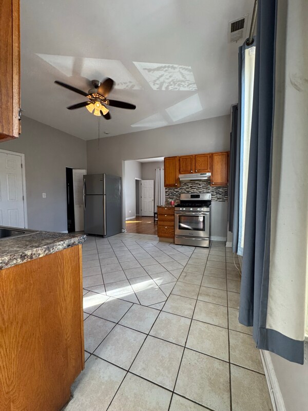 1858 W 21st Place unit 2F, Chicago, IL 60608 - photo 4